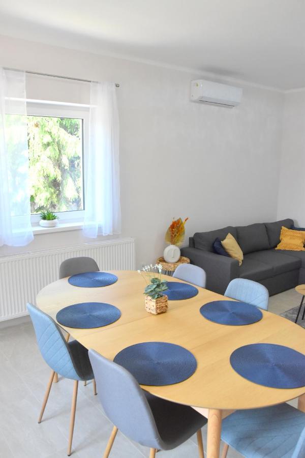 Voeroesko Apartmanhaz Balatonalmadi Luaran gambar